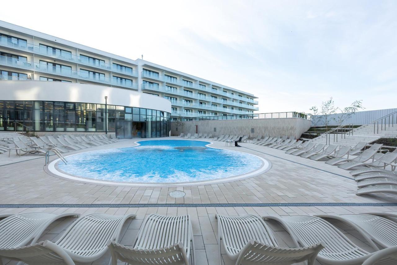 Polanki Aqua Apartment Spa & Basen By Noclegi Renters Колобжег Екстериор снимка