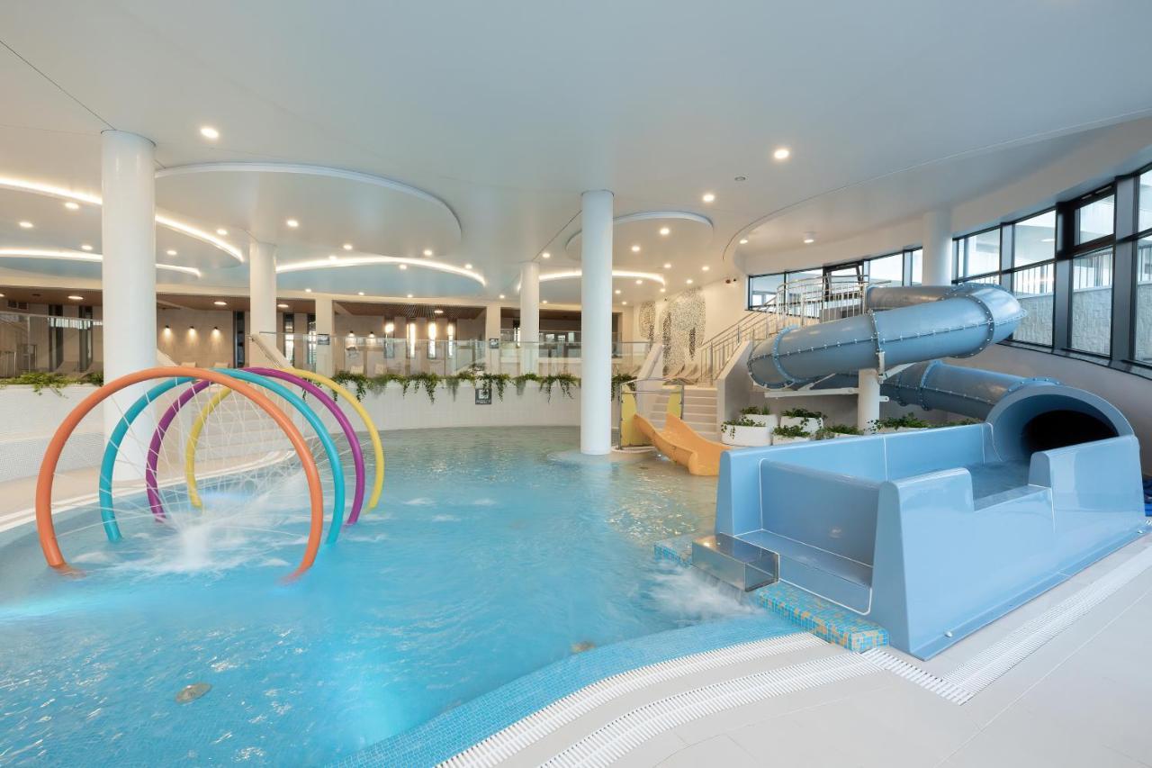 Polanki Aqua Apartment Spa & Basen By Noclegi Renters Колобжег Екстериор снимка